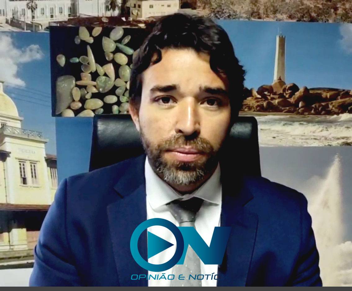 Deputado faz duras críticas à Prefeita de Piripiri e defende união das oposições por Luiz Menezes